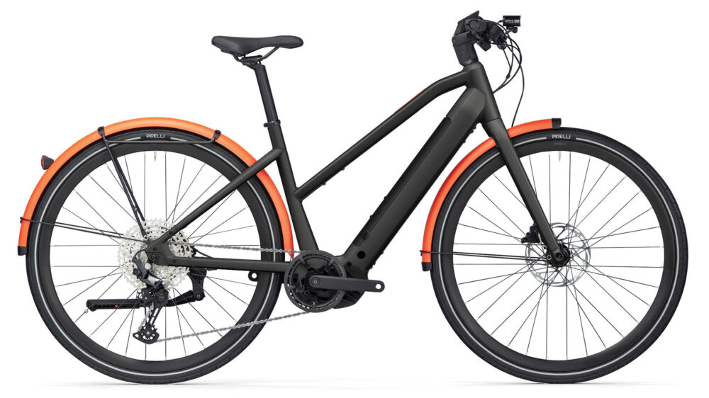 BMC 257 AL AMP THREE ST CUES 1x10, Bosch CX