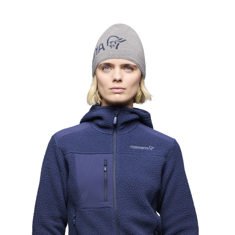 Norröna /29 light merinoUll logo Beanie Grey Melange - Image 2